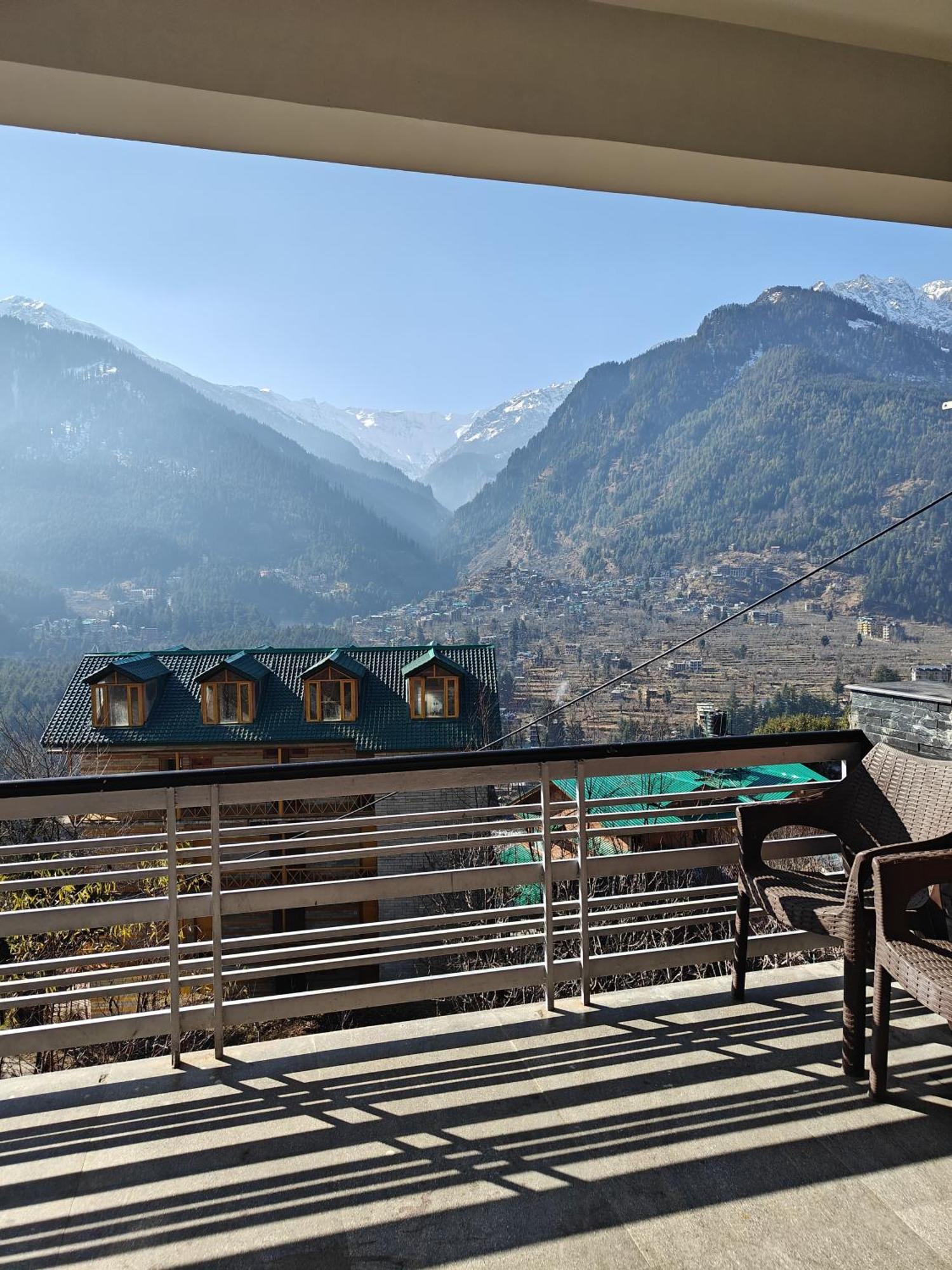 Santosh Cafe & Rooms Амритсар Экстерьер фото